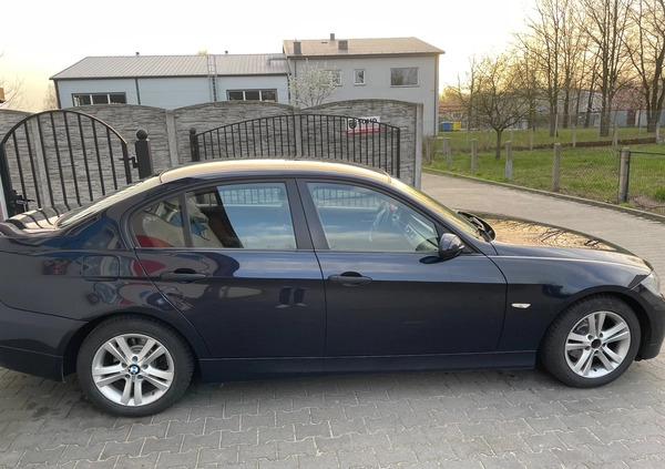 BMW Seria 3 cena 19700 przebieg: 256295, rok produkcji 2006 z Wrocław małe 67